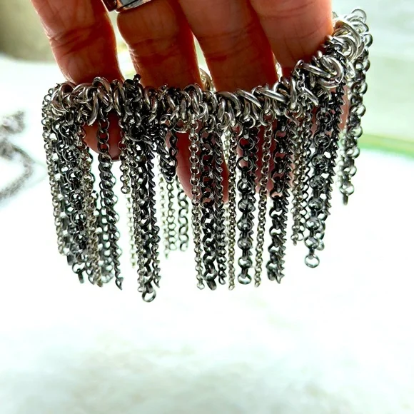 Elegant Silver Chain Fringe Bracelet - Picture 1 of 8